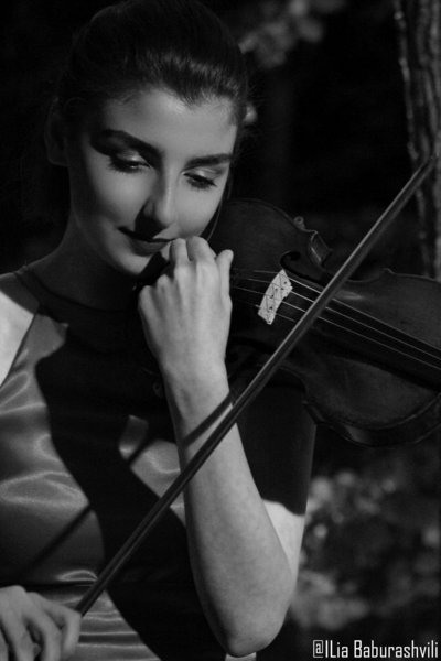 Anna Tchania Anna Tchania